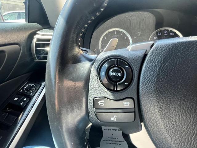 2016 Lexus IS 200t 200t