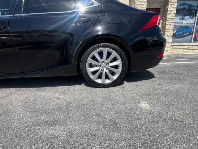 2016 Lexus IS 200t 200t