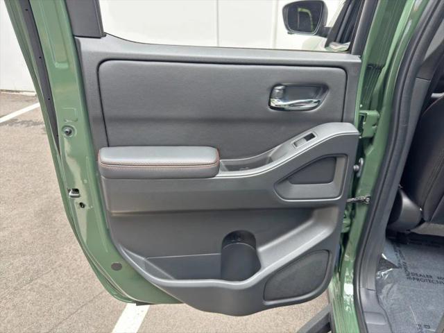 2025 Nissan Frontier Crew Cab PRO-4X 4x4