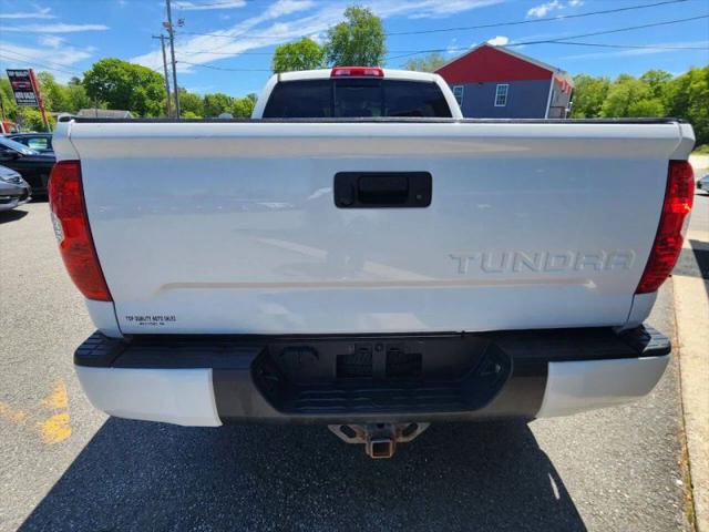 2018 Toyota Tundra SR 5.7L V8