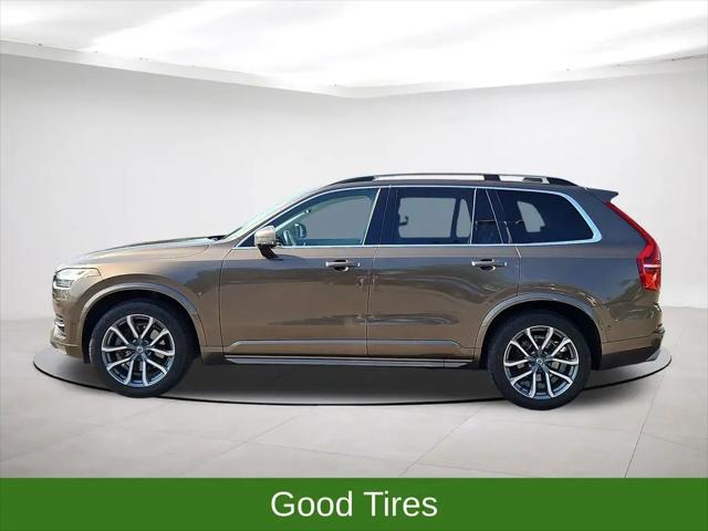 2016 Volvo XC90 T6 Momentum