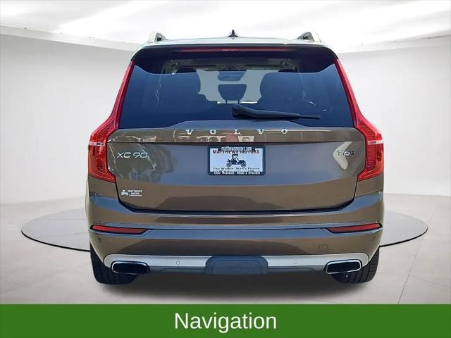 2016 Volvo XC90 T6 Momentum