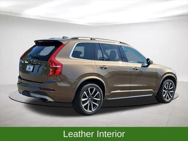 2016 Volvo XC90 T6 Momentum