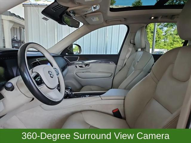 2016 Volvo XC90 T6 Momentum