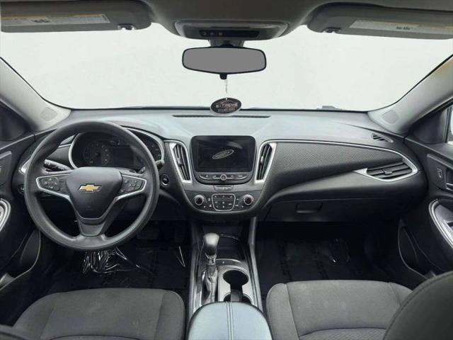 2022 Chevrolet Malibu FWD LT