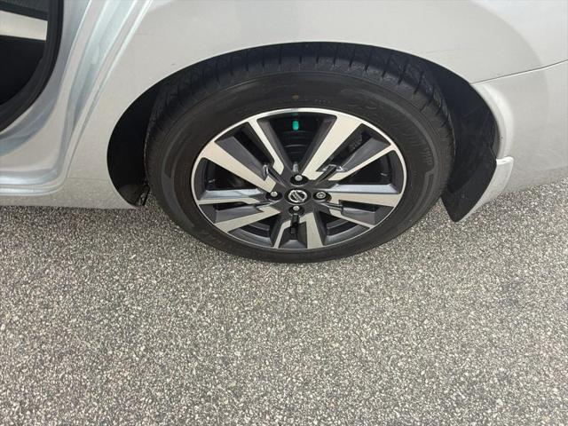 2020 Nissan Versa SV Xtronic CVT