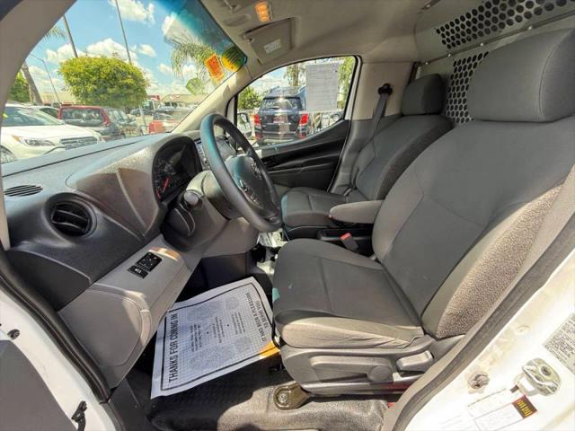 2018 Nissan NV200 SV