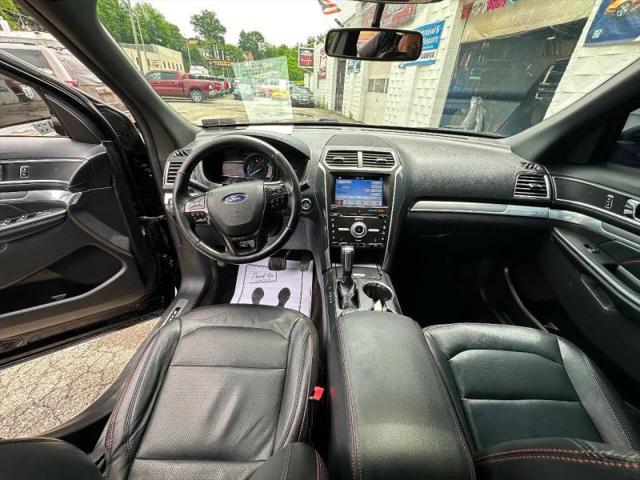 2017 Ford Explorer Sport