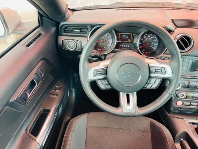 2015 Ford Mustang V6