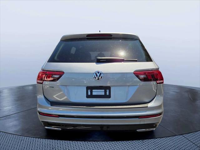 2021 Volkswagen Tiguan 2.0T SE R-Line Black
