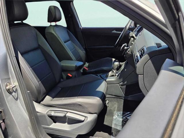 2021 Volkswagen Tiguan 2.0T SE R-Line Black