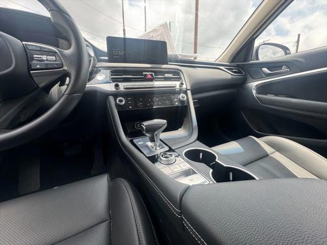2025 Genesis G70 2.5T RWD