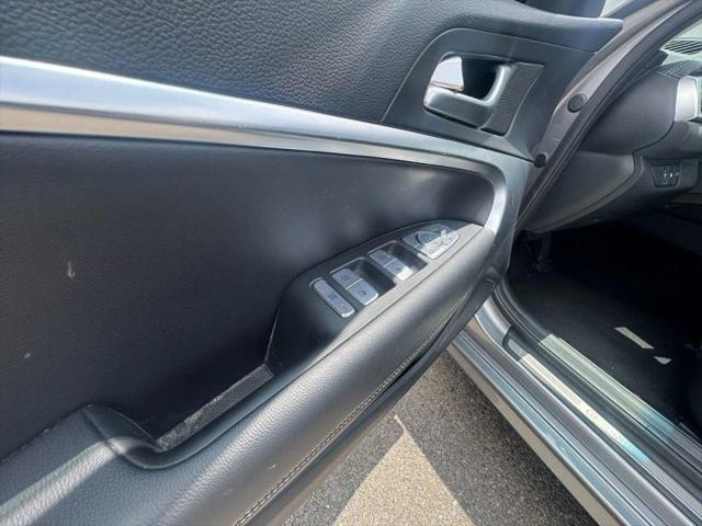 2025 Genesis G70 2.5T RWD