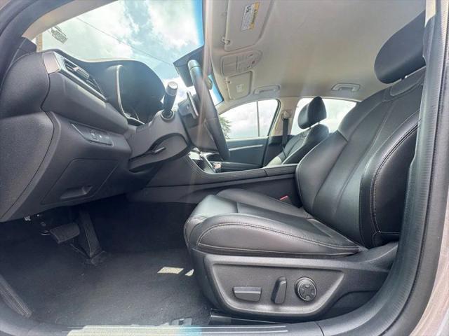 2025 Genesis G70 2.5T RWD