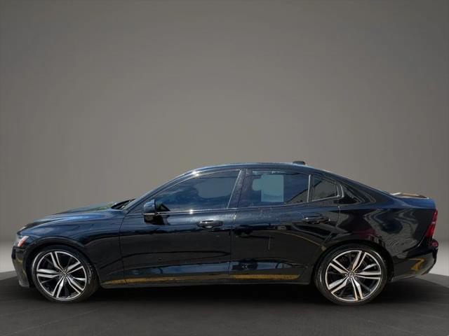 2019 Volvo S60 T6 R-Design