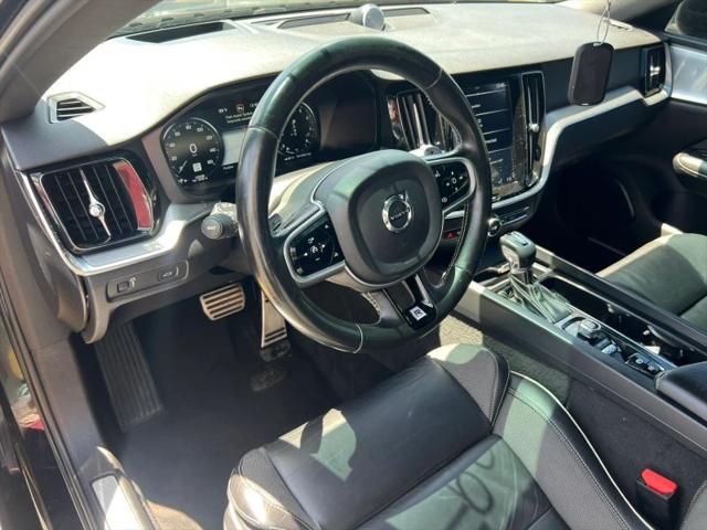 2019 Volvo S60 T6 R-Design