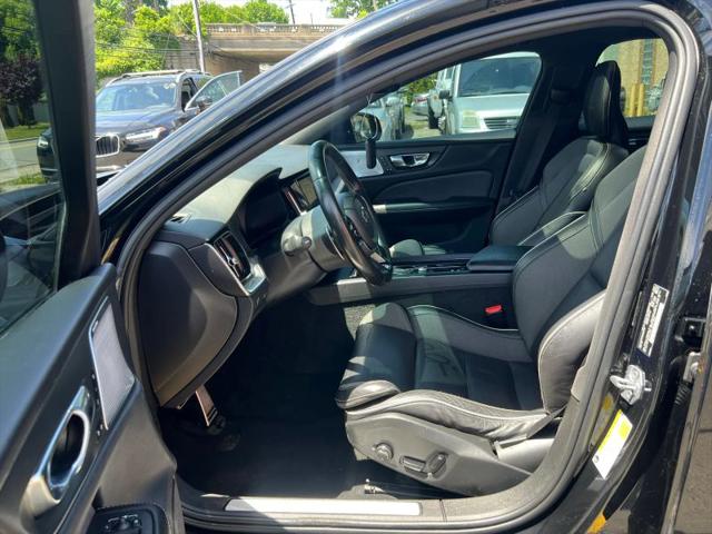 2019 Volvo S60 T6 R-Design