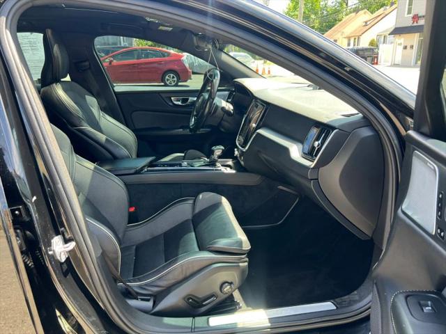 2019 Volvo S60 T6 R-Design