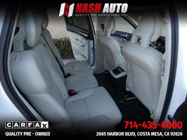 2016 Volvo XC90 T6 Momentum