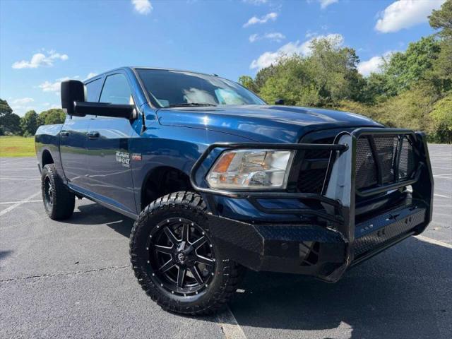 2019 Ram 1500 Classic SLT Crew Cab 4x4 5'7" Box