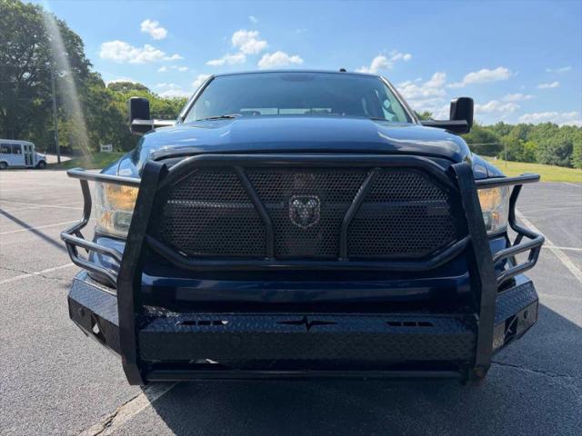 2019 Ram 1500 Classic SLT Crew Cab 4x4 5'7" Box