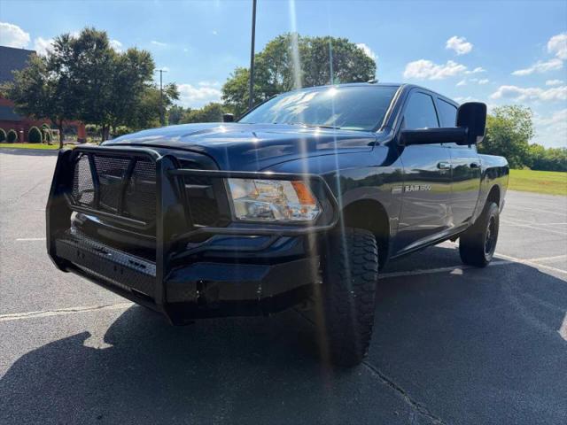 2019 Ram 1500 Classic SLT Crew Cab 4x4 5'7" Box