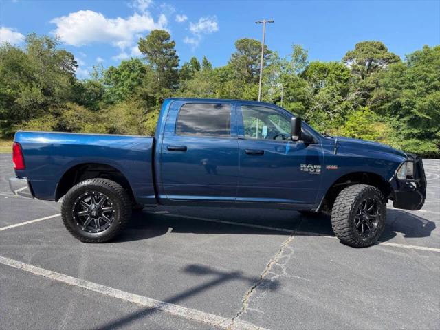 2019 Ram 1500 Classic SLT Crew Cab 4x4 5'7" Box