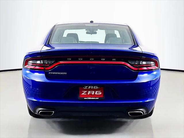 2020 Dodge Charger SXT RWD