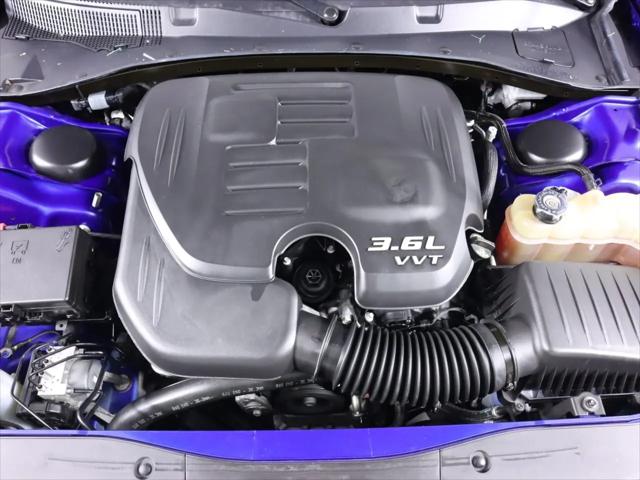 2020 Dodge Charger SXT RWD