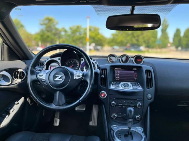2011 Nissan 370Z Touring