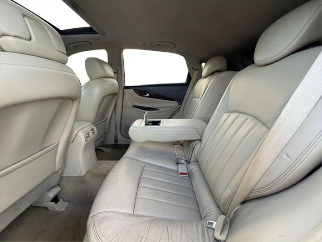 2016 INFINITI QX50 Base