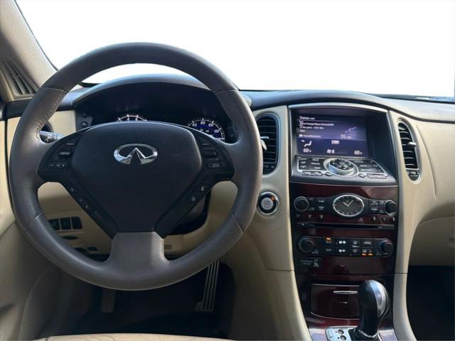 2016 INFINITI QX50 Base