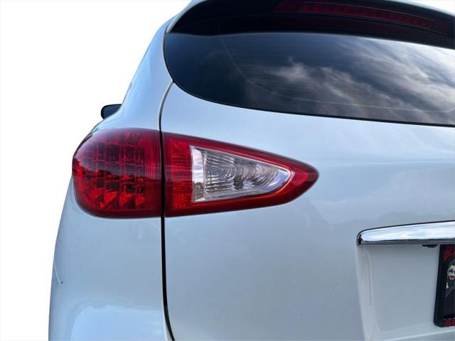 2016 INFINITI QX50 Base