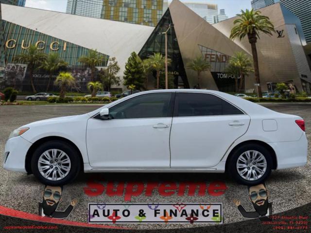 2014 Toyota Camry LE