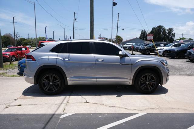 2020 Volkswagen Atlas Cross Sport 3.6L V6 SE w/Technology R-Line
