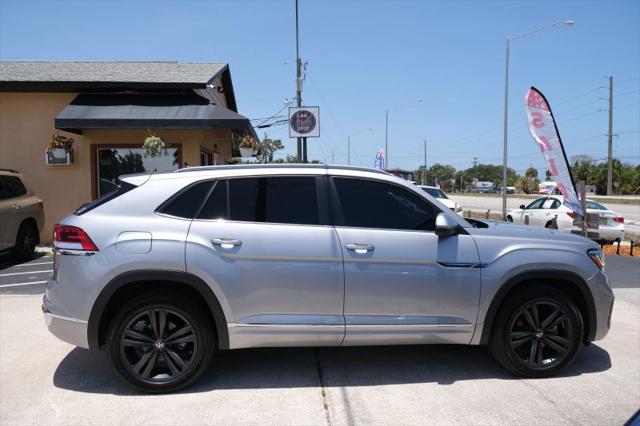 2020 Volkswagen Atlas Cross Sport 3.6L V6 SE w/Technology R-Line