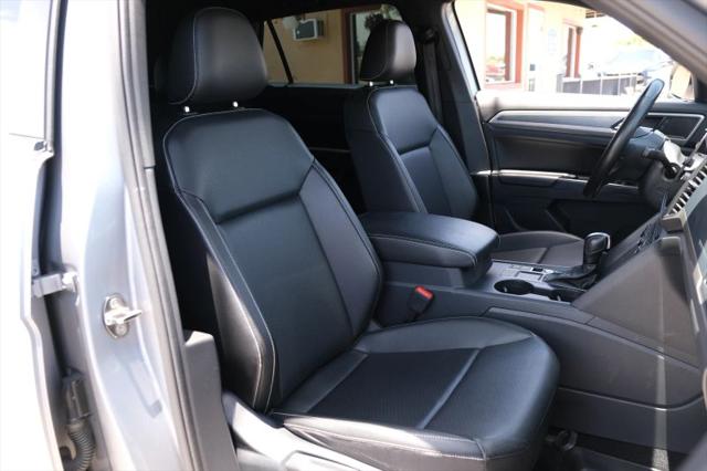 2020 Volkswagen Atlas Cross Sport 3.6L V6 SE w/Technology R-Line