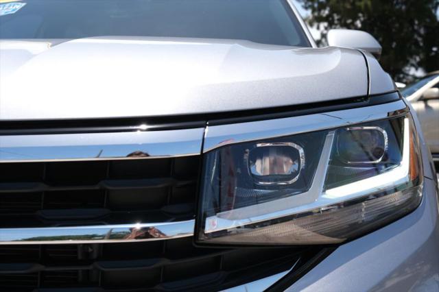 2020 Volkswagen Atlas Cross Sport 3.6L V6 SE w/Technology R-Line