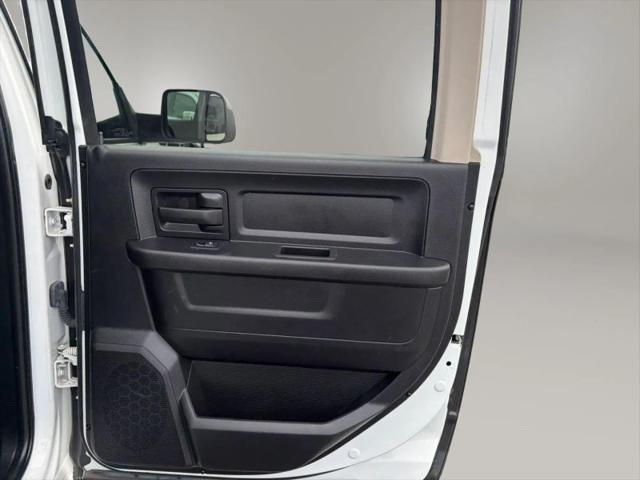 2018 Ram 2500 Tradesman Crew Cab 4x4 8' Box