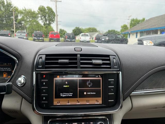 2017 Lincoln Continental Select