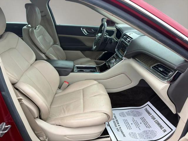 2017 Lincoln Continental Select