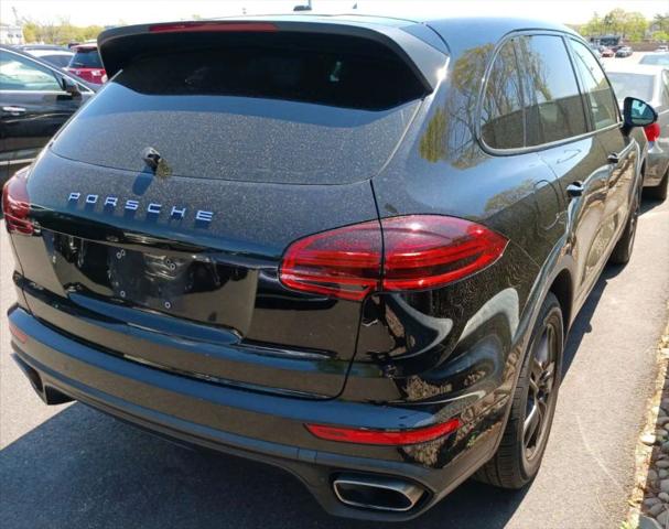 2017 Porsche Cayenne Base