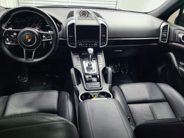 2017 Porsche Cayenne Base