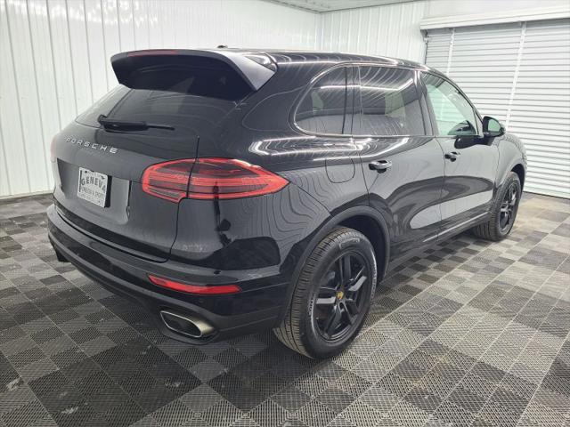 2017 Porsche Cayenne Base