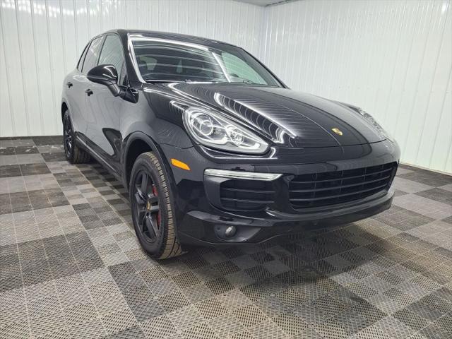 2017 Porsche Cayenne Base