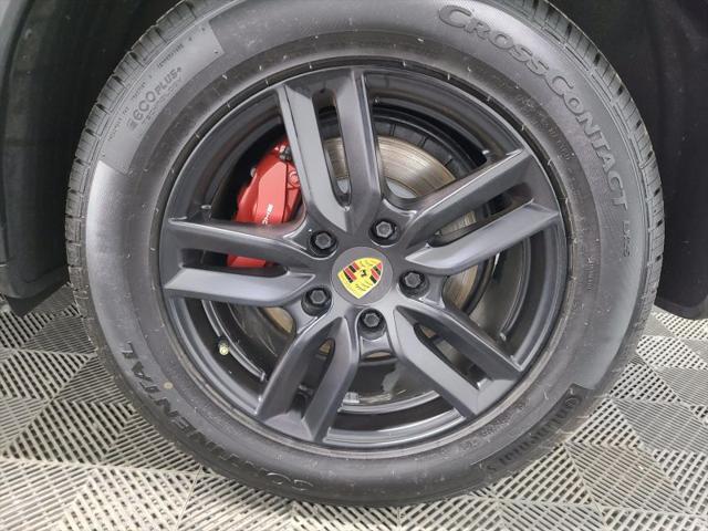 2017 Porsche Cayenne Base