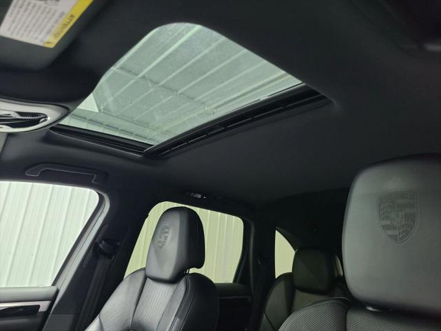 2017 Porsche Cayenne Base