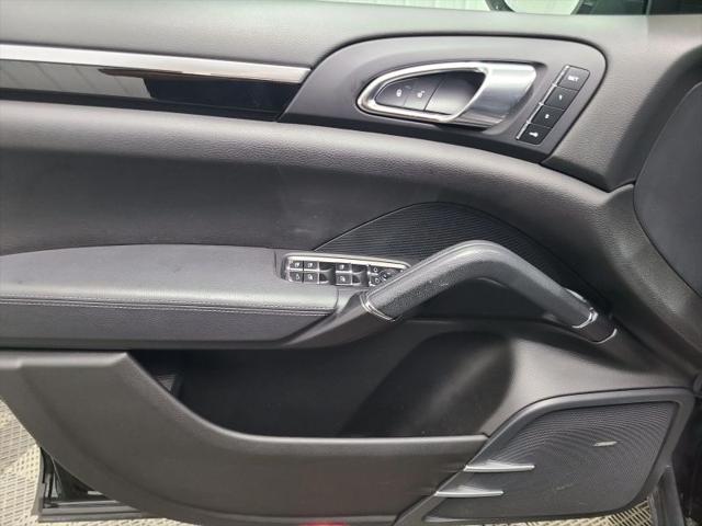 2017 Porsche Cayenne Base