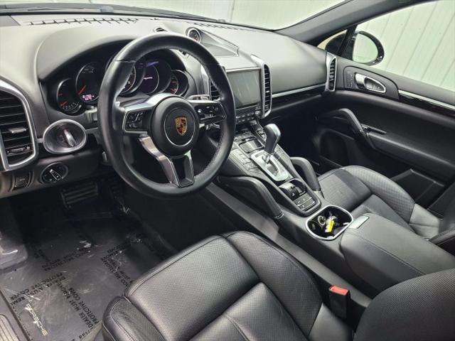 2017 Porsche Cayenne Base