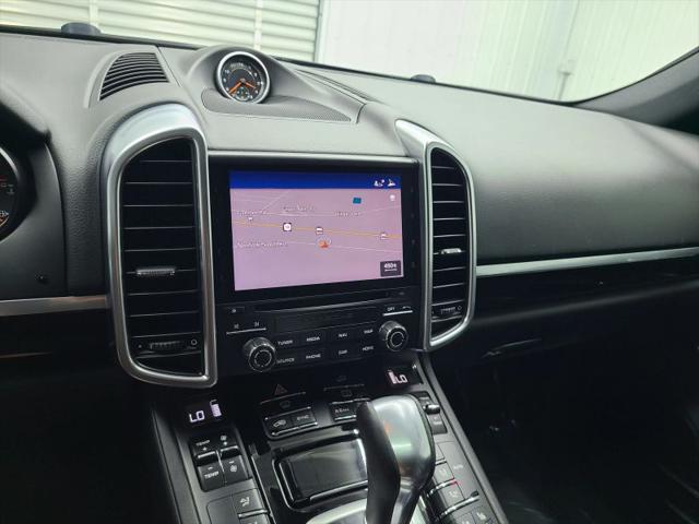 2017 Porsche Cayenne Base